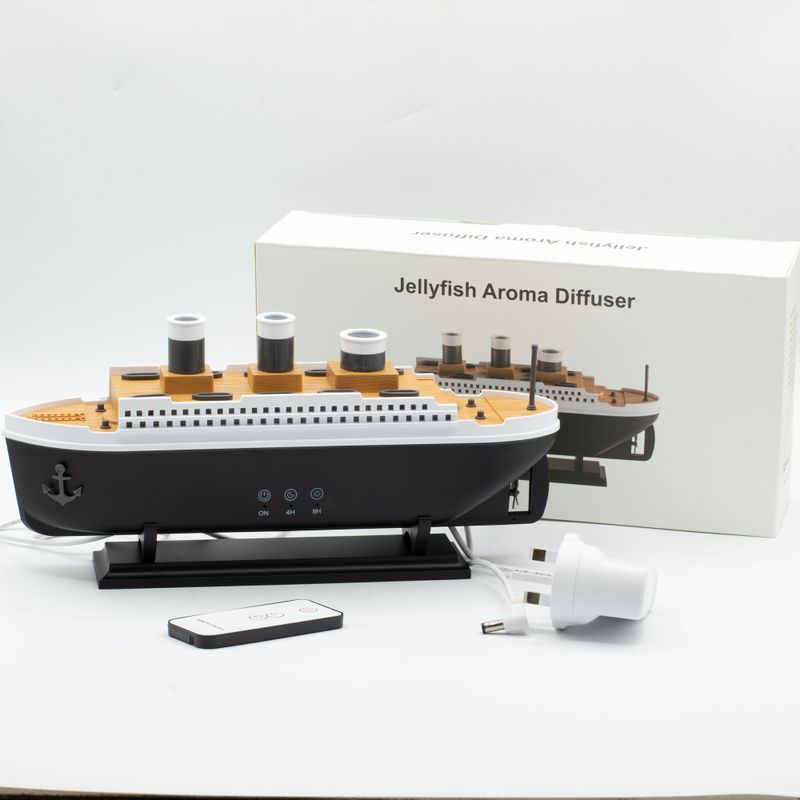 Titanic aroma diffúzor – USB – színváltós – távirányítóval