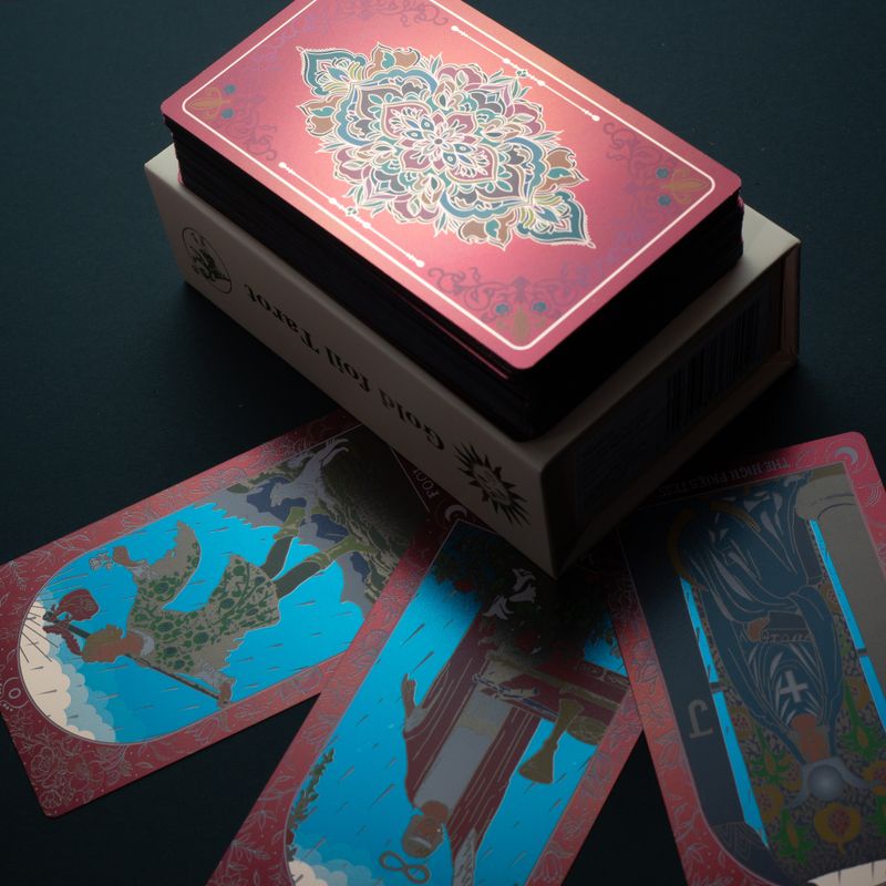 Rózsaszín doboz rubinfóliás Tarot-kártya ajándékkészlet - füzettel