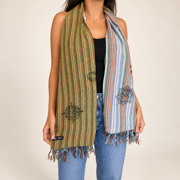 Nomad Sari sál  - 170x50cm - Ég és Föld találkozása