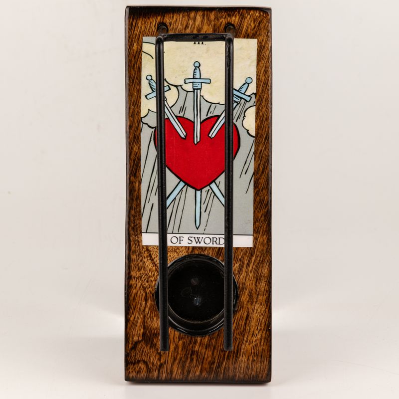 Nagy zománcozott zsályacsomó-égető tartó - 3 of Swords