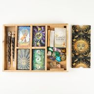 Sun Goddess Tarot tálca kártyatartóval