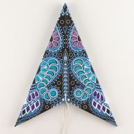 Csillaglámpa - Lila és türkiz pávamintás, ötágú - 60cm
