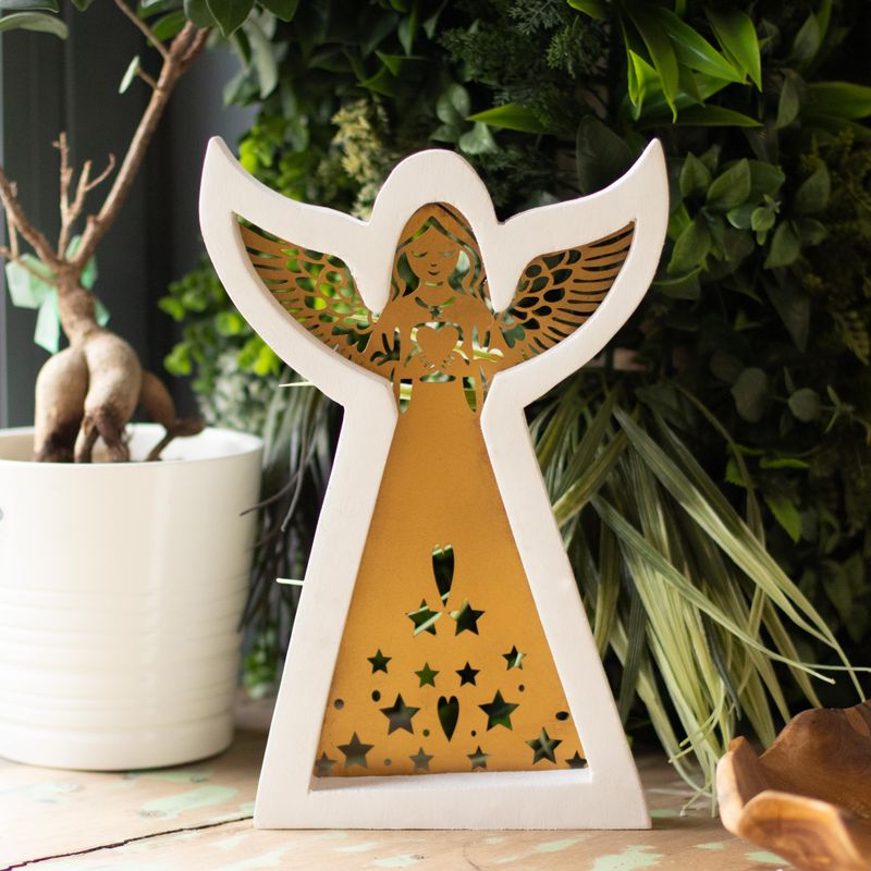 Mangófa angyal - Fehérre meszelt, kivágott vasdíszítéssel - 22cm