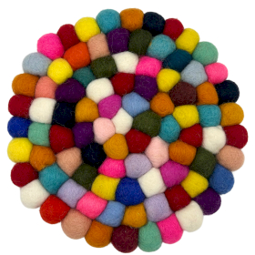 Kerek Filc Golyó Tányéralátét - 20cm - Színes