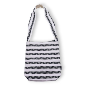 Nagy jacquard válltáska - Atlas Nomad